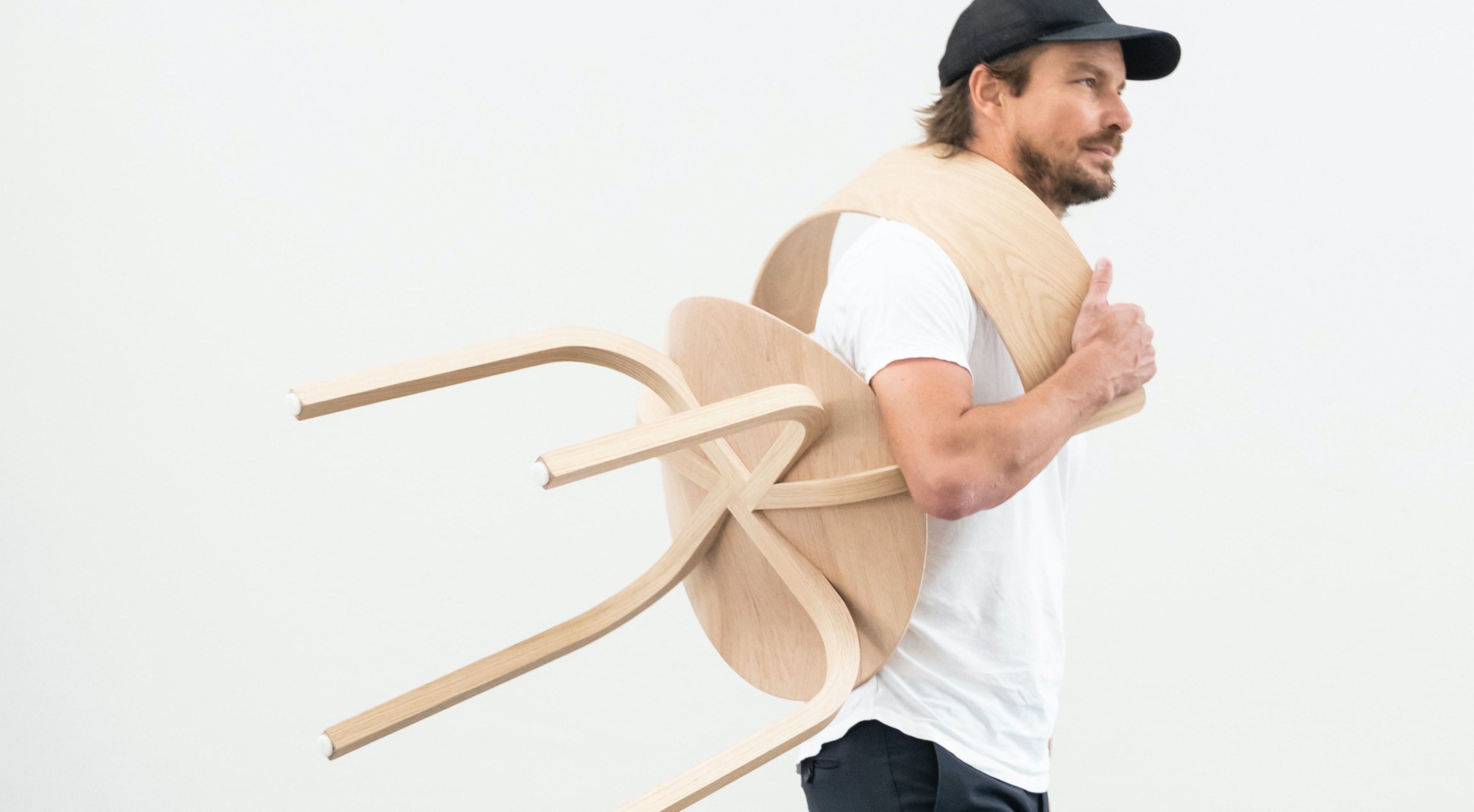 Bild mit Thonet-Testimonial im digitalen Showroom