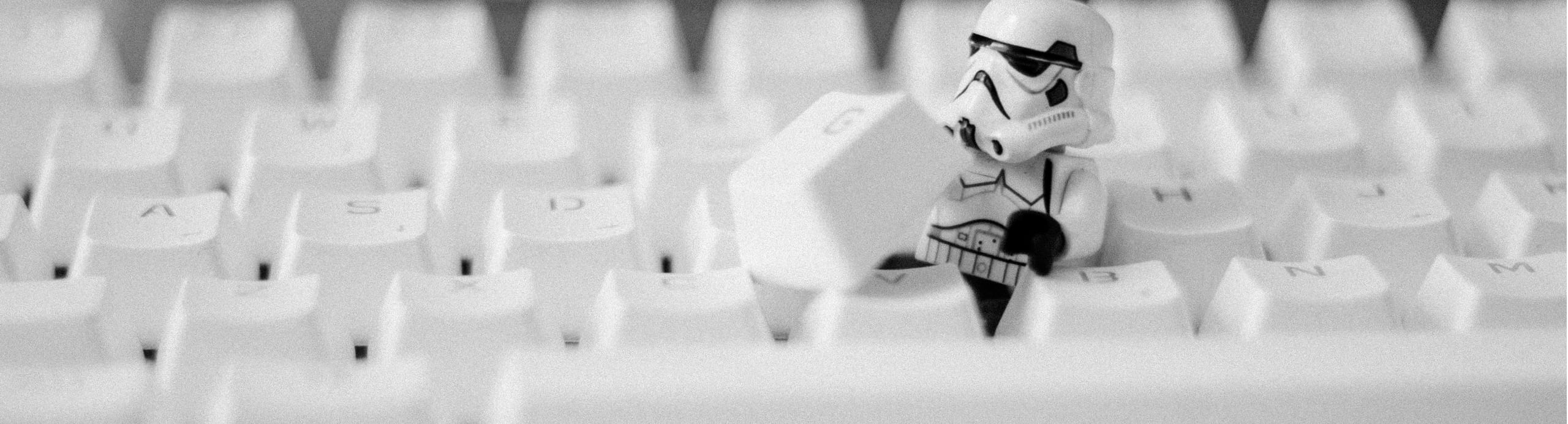 Als Webagentur mit über 25 Jahren Erfahrung gestalten und entwickeln wir passgenaue, responsive Web Solutions für unsere Kunden.